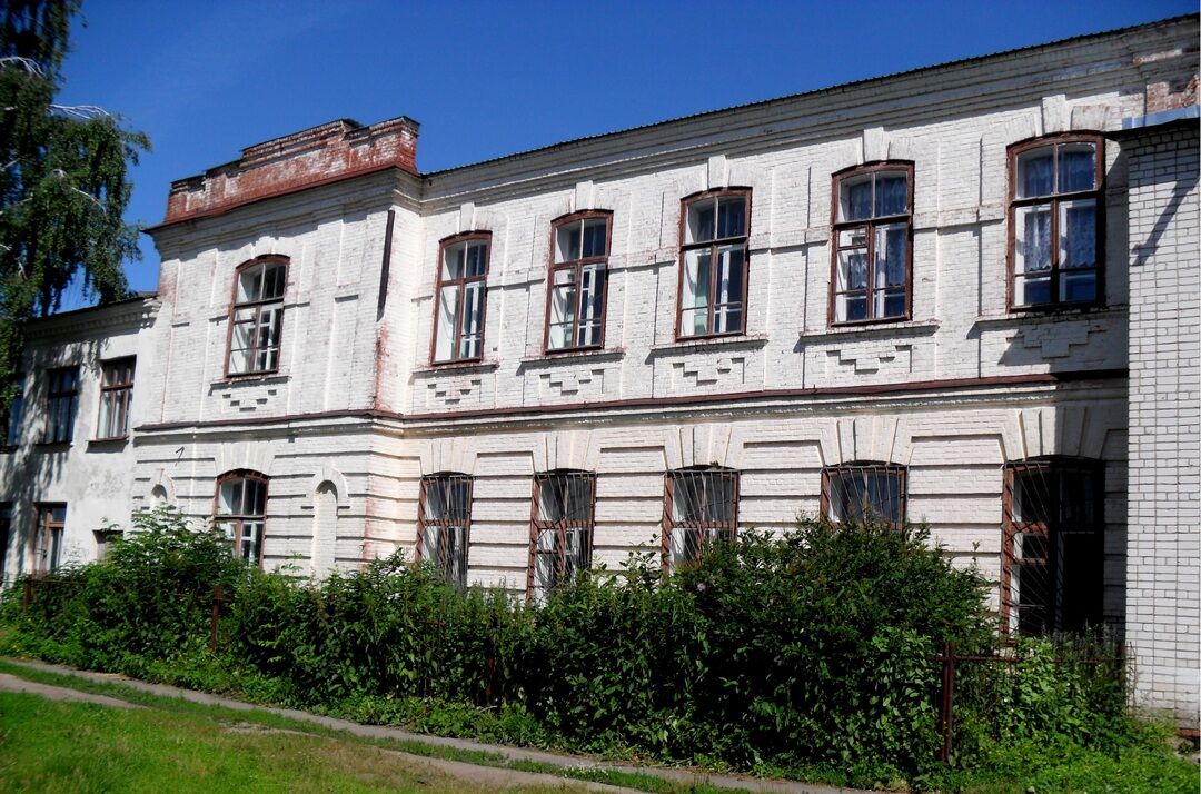Здание школы, где учился Герой Советского Союза М.В.Силантьев в 1925-30 гг.