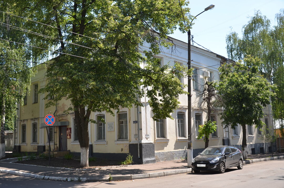 Дом, в котором жил генерал Ефремов Михаил Григорьевич