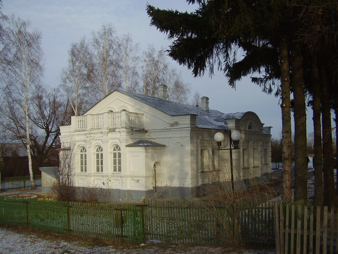 Дом, в котором во второй половине XIX в. жил географ Семёнов-Тянь-Шанский Петр Петрович