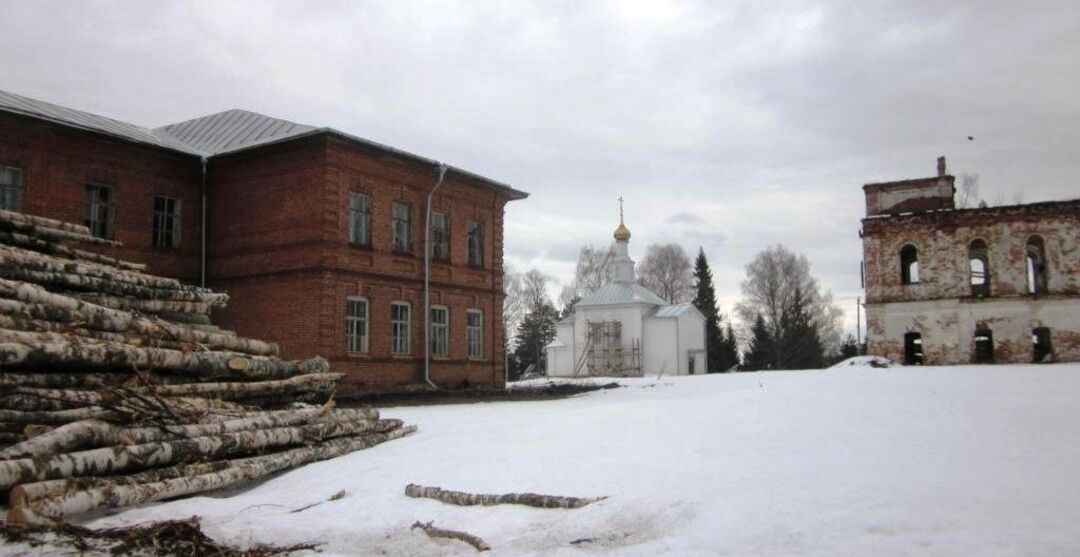Заозерский Авраамиев монастырь