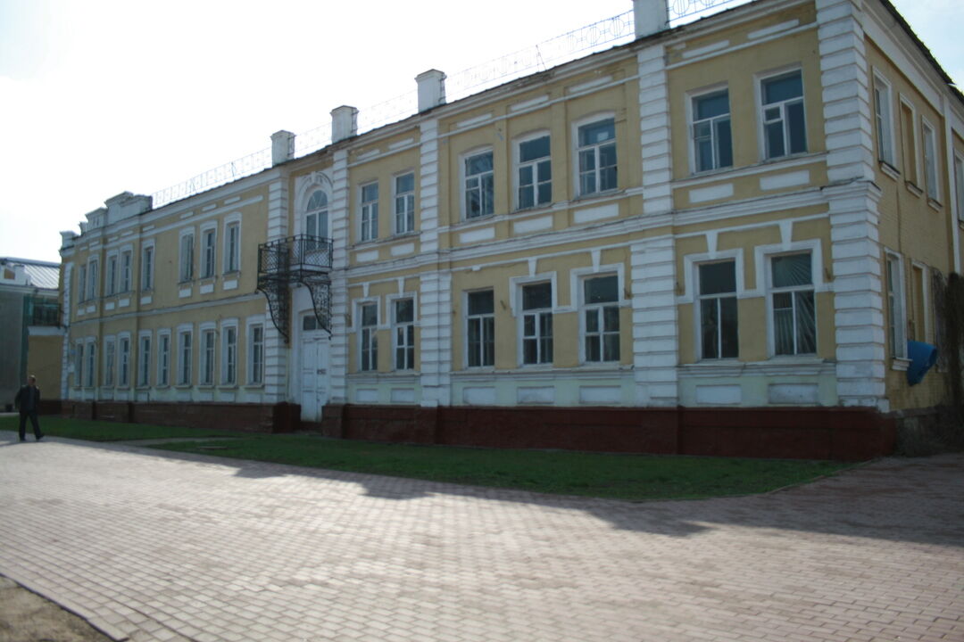 Здание общественного назначения