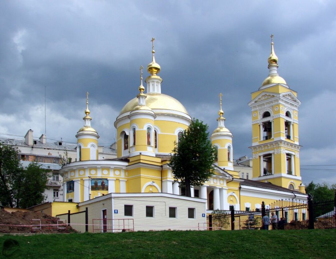 Подольск московская. Собор Троицы Живоначальной, Подольск. Подольский Троицкий кафедральный собор. Город Подольск Троицкий собор. Храм Святой Троицы в Подольск.