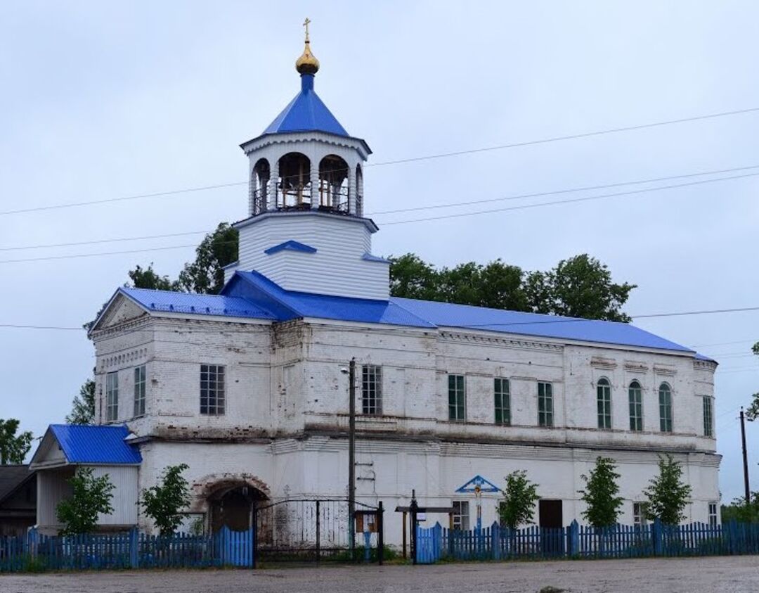 Октябрьский костромская область. Храм Петра и Павла Боговарово. Село Боговарово Костромская область. Боговарово Костромская область Церковь. Село Боговарово Октябрьский район Костромская область.