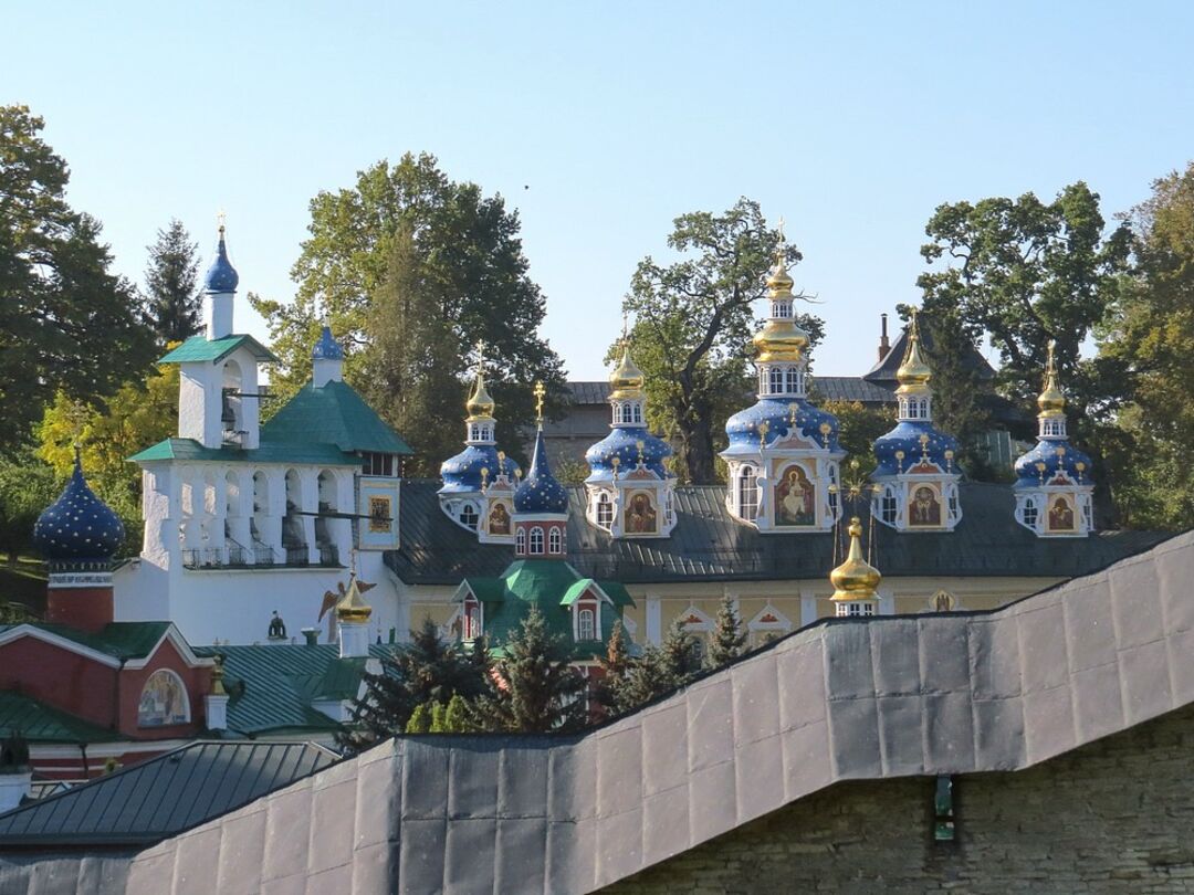 Ансамбль Псково-Печерского монастыря