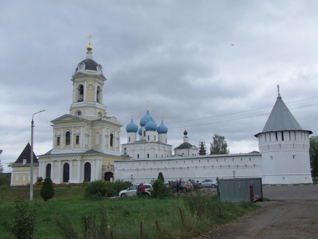 Храмы Высоцкого монастыря в Серпухове