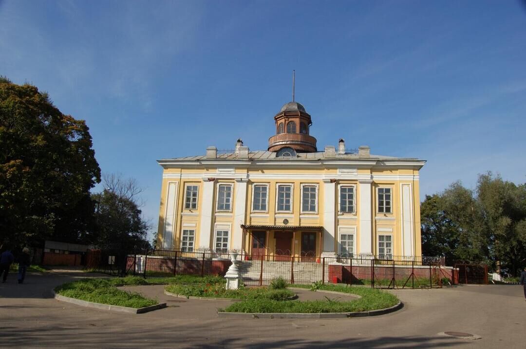 Пиковские дома в москве фото