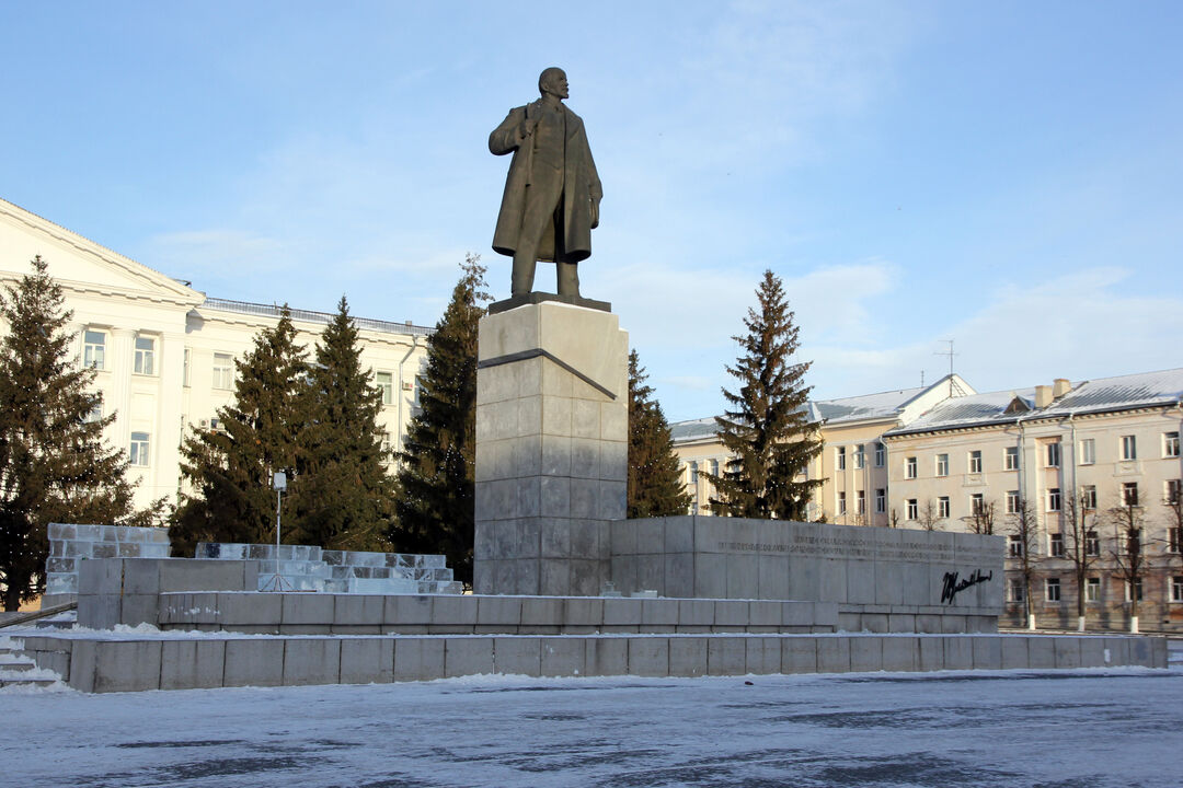 Памятник В.И.Ленину, Курганская область, город Курган, площадь имени В.И.Ленина, 1, сооружение 1