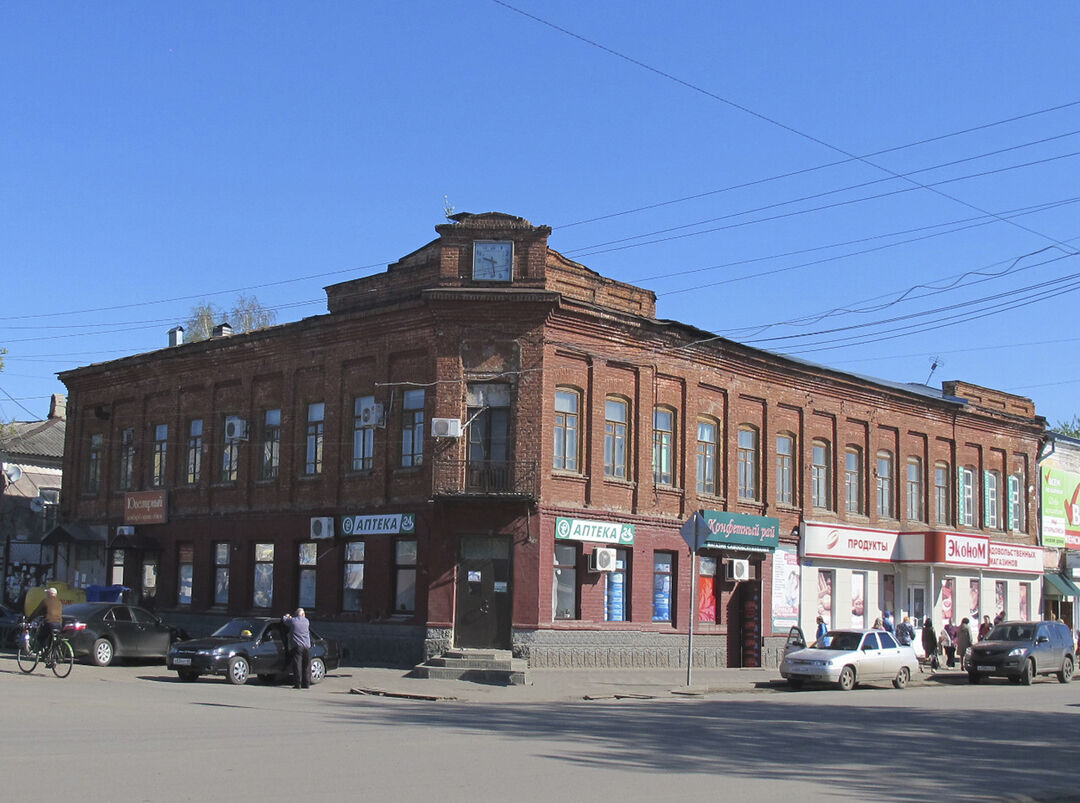 Гражданское здание (бывший доходный дом), Тамбовская область, город Моршанск,  пл. Октябрьская, 31