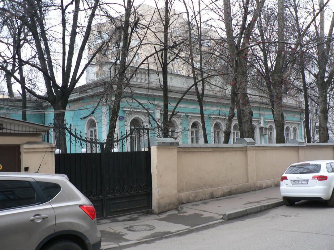 Дом вишняков. Городская усадьба я.а.Казаринова - н.п.Вишнякова. Городская усадьба Казаринова – Вишнякова. Малый Власьевский переулок, 9. Власьевский переулок 2/18 стр.3.