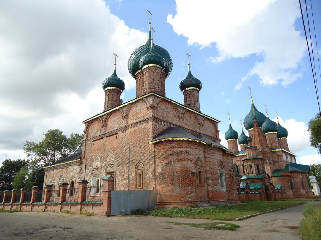 Храм Иоанна Златоуста в коровниках Ярославль