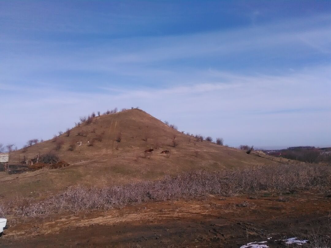 Село могильников. Лескенский район природа. Лядинский могильник Тамбовская область. Могильник близ с. Вырьевка.