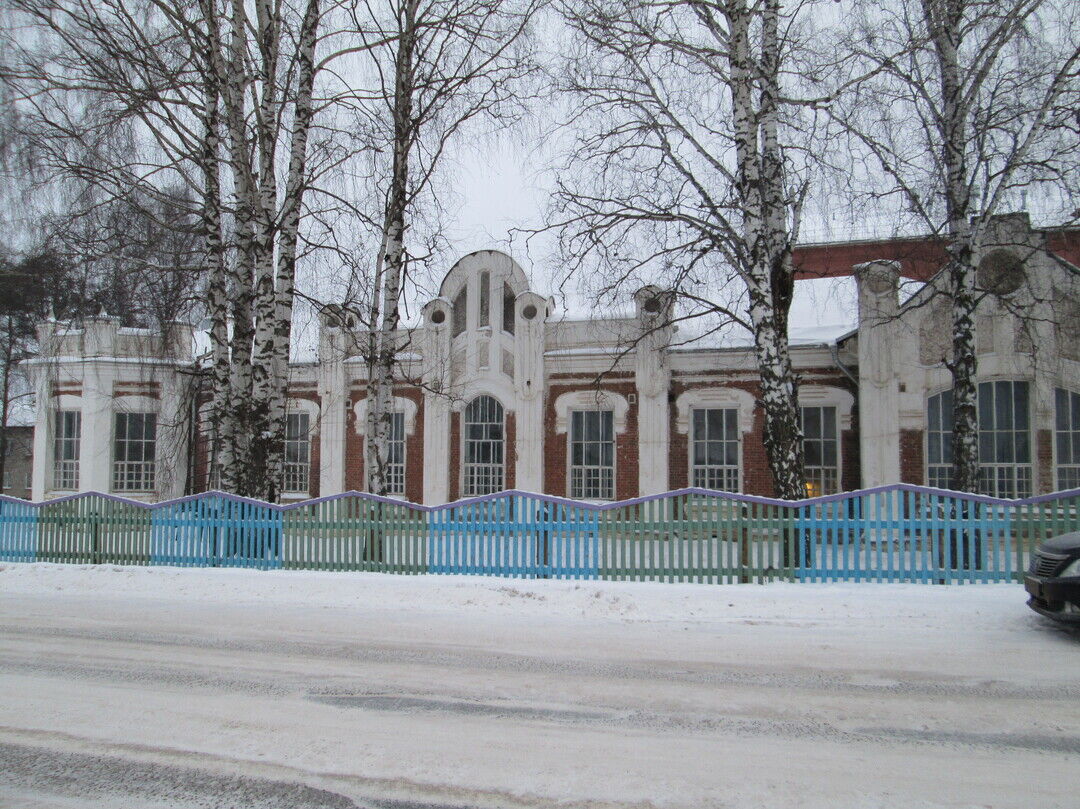 Село коса пермский край. Юрлинский район Земская больница. Земская больница коса Пермский край. Земской больницы в селе Юрла.. Юрлинская больница Пермский край.