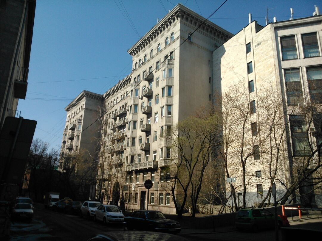 брюсов москва