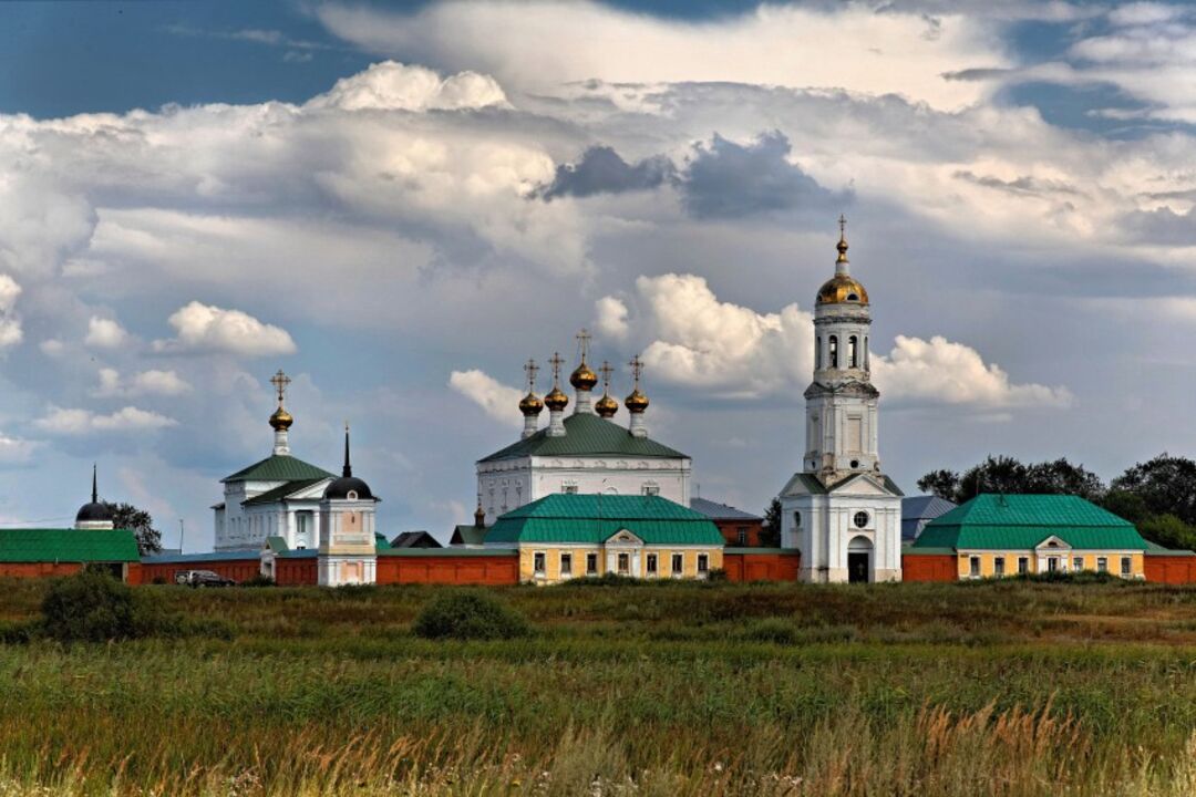 Ансамбль Чернеева монастыря