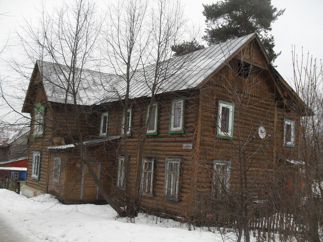 Дом, в котором в период с 1923 по 1945 гг. жил секретарь первого в России  Иваново-Вознесенского обще, Владимирская область, Кольчугинский район,  город Кольчугино, ул. Ленина, 22