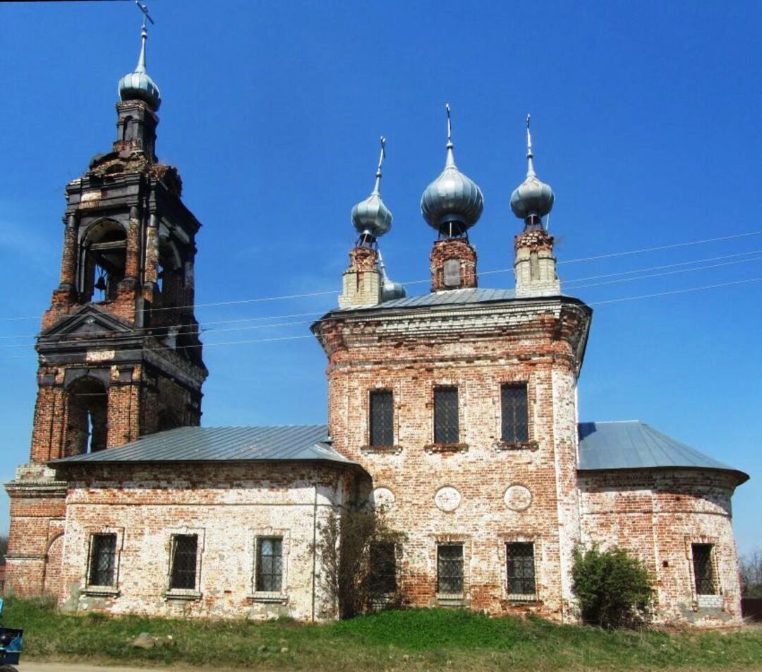 Церковь введения. Костромская обл. Красные Пожни Церковь. Веденский храм Костромская область. Храмы села Сидоровское Костромская область. Введенский храм Костромская область.