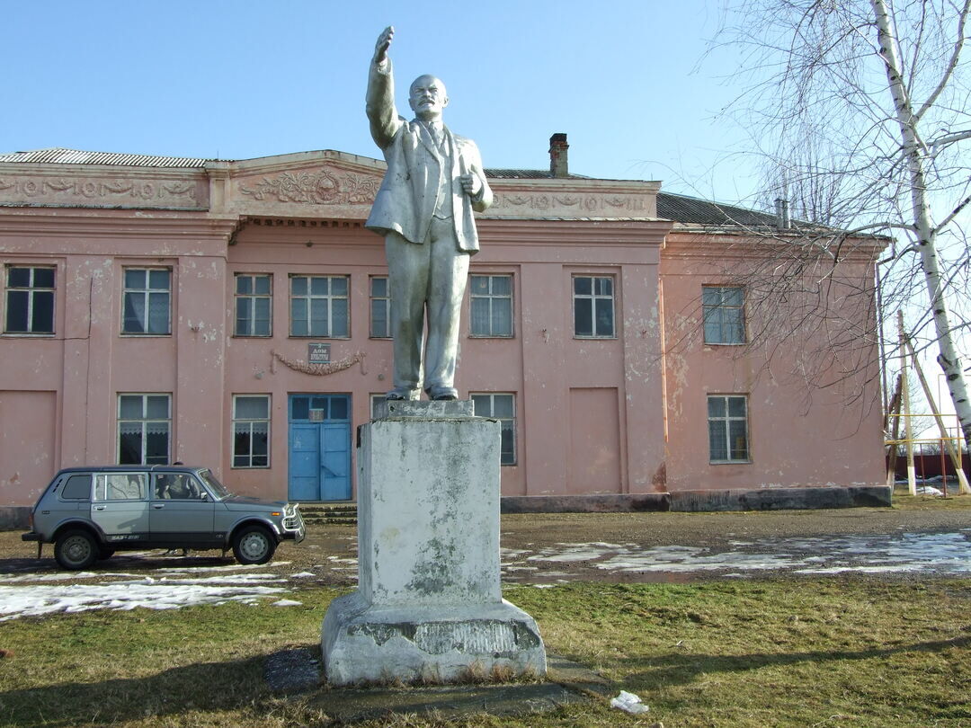 Село красногвардейское республика. Село белое Красногвардейский район Республика Адыгея. Село Красногвардейское Адыгея. Село Красногвардейское Адыгея Республика Адыгея. Памятники в Республике Адыгея село Красногвардейское.