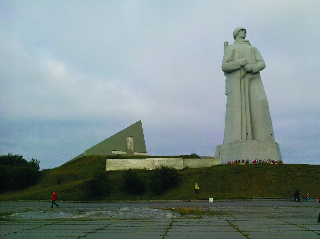 Памятник защитникам заполярья мурманск фото