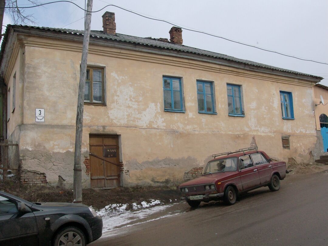 Дом на соборной площади, Псковская область, Себежский район, г. Себеж, ул.  Пролетарская, 3