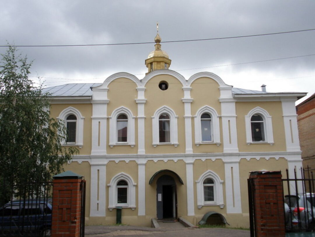 Александро-Мариинский дом призрения: церковь Рождества Пресвятой Богородицы с главным домом