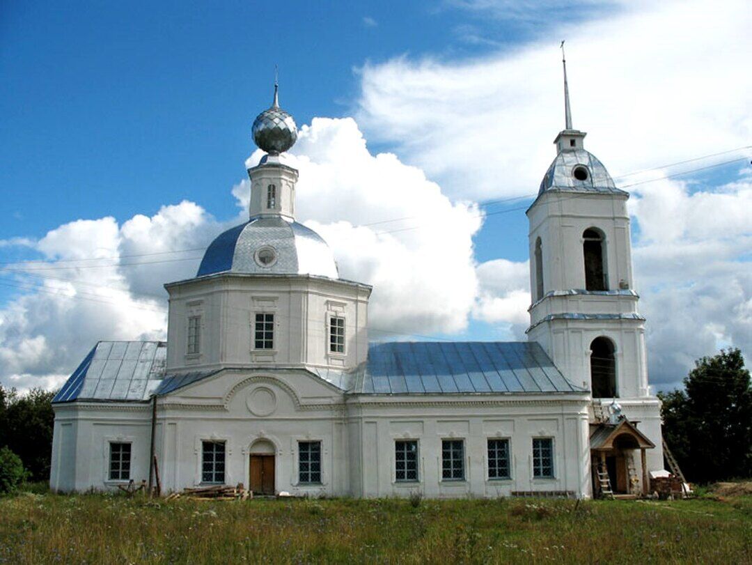 Деревня воскресенье. Храм Воскресения Буйский район. Село воскресенье Буйский район Костромская область. Село воскресенье Буйский район. Церкви Буйского района Костромской области.