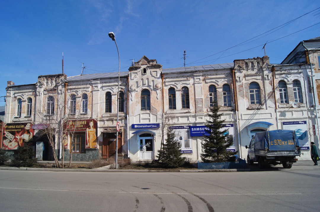 8 бийск. Торговый дом Вьюковой Бийск. Кирова 8 Бийск. Бийск дом Кашина. Бийск улица Кирова.