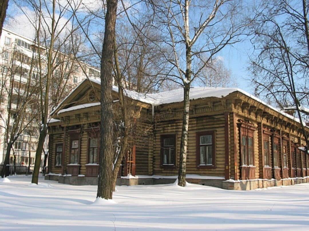 Дом Свешникова, рубеж XIX-XX вв., Московская область, г. Орехово-Зуево, ул.  Ленина, д. 54