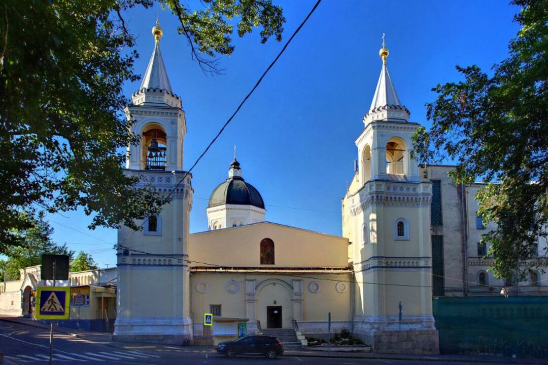 Ивановский монастырь в москве