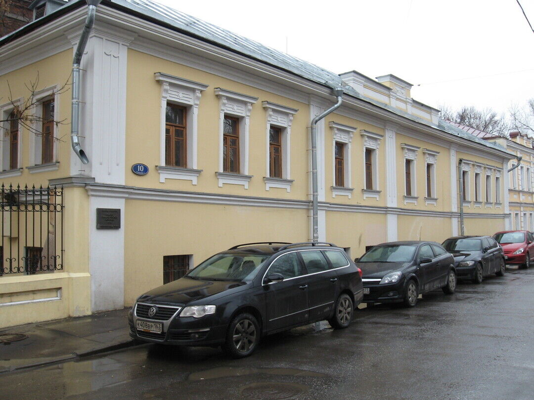 Палаты в Кадашевской слободе, г. Москва, 1-й Кадашевский переулок, дом 10,  строение 2