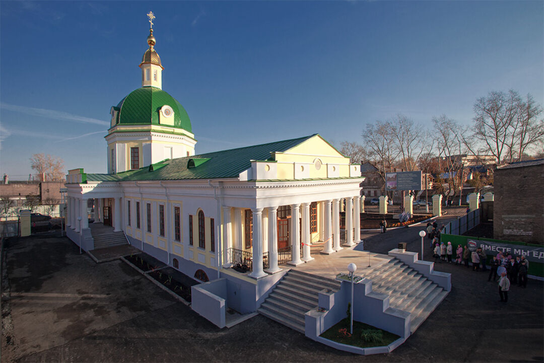 Сггс сарапул. Храм Покрова Пресвятой Богородицы в Сарапуле. Покровская Церковь Сарапул. Храм Покровский г. Воткинск. Город Сарапул Удмуртская храм.