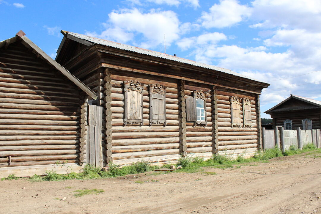 Дома курганской. Мухор тала. Мухор тала Заиграевский. Мухор тала Бурятия. Усадьба Васильева Заиграевский район.