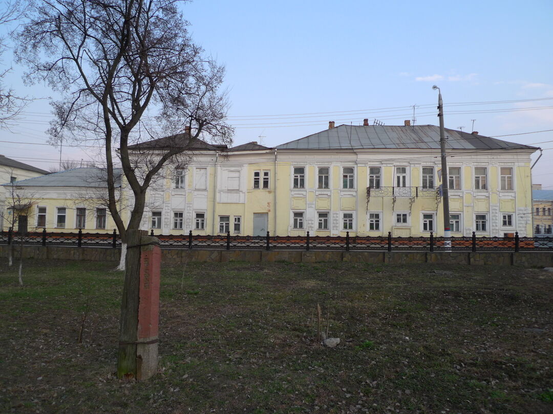 Жилой дом Д.В.Лопатина, Тульская область, г. Тула, Центральный район, ул.  Менделеевская / ул. Садовый переулок, д. 6/11, ли