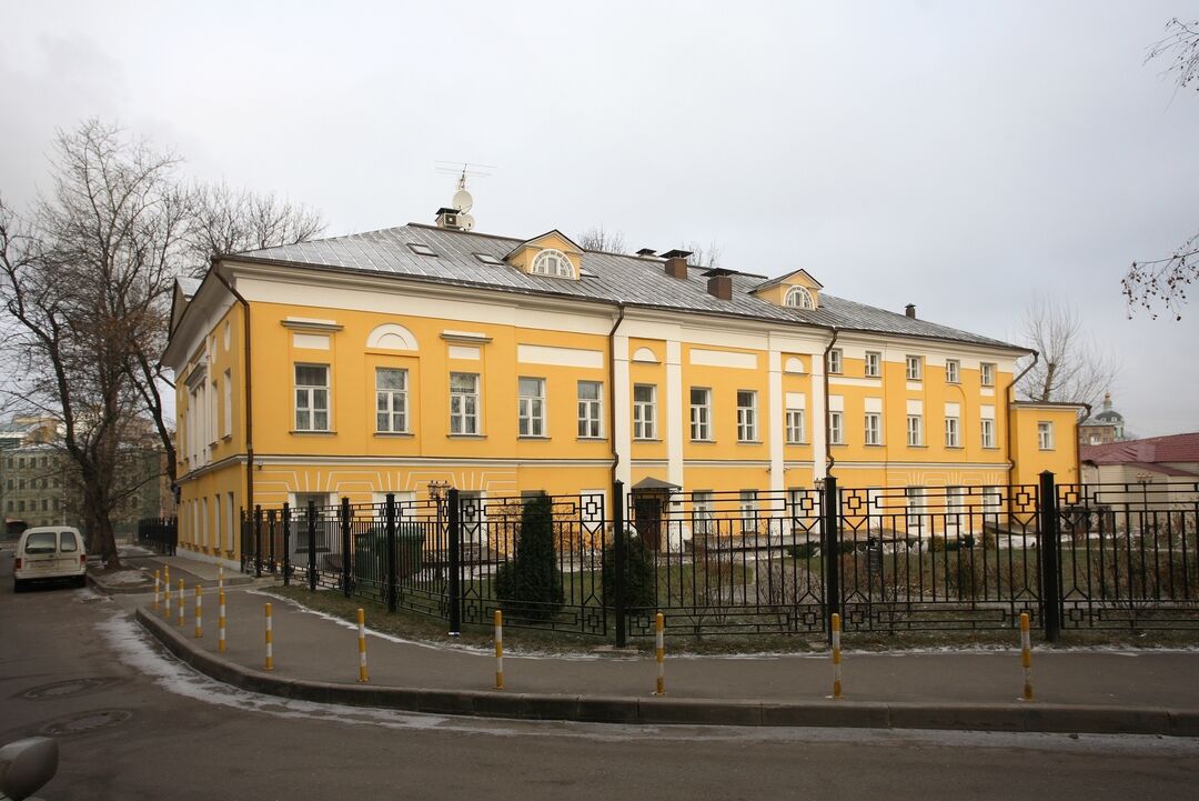 Пер по фото. Москва, средний Овчинниковский переулок, дом 1, стр. 1. Средний Овчинниковский пер., д.7. Средний Овчинниковский пер палаты. Средний Овчинниковский переулок 16.