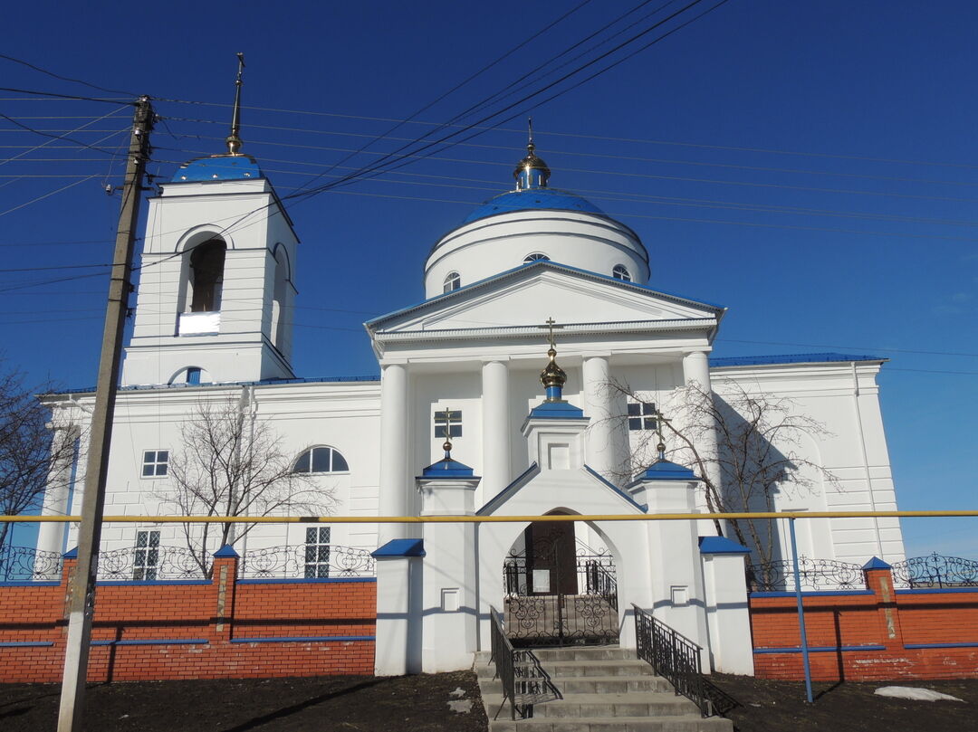 Ансамбль церкви Рождества Христова, Курская область, Суджанский район, сл.  Гончаровка, ул. Мира, 40