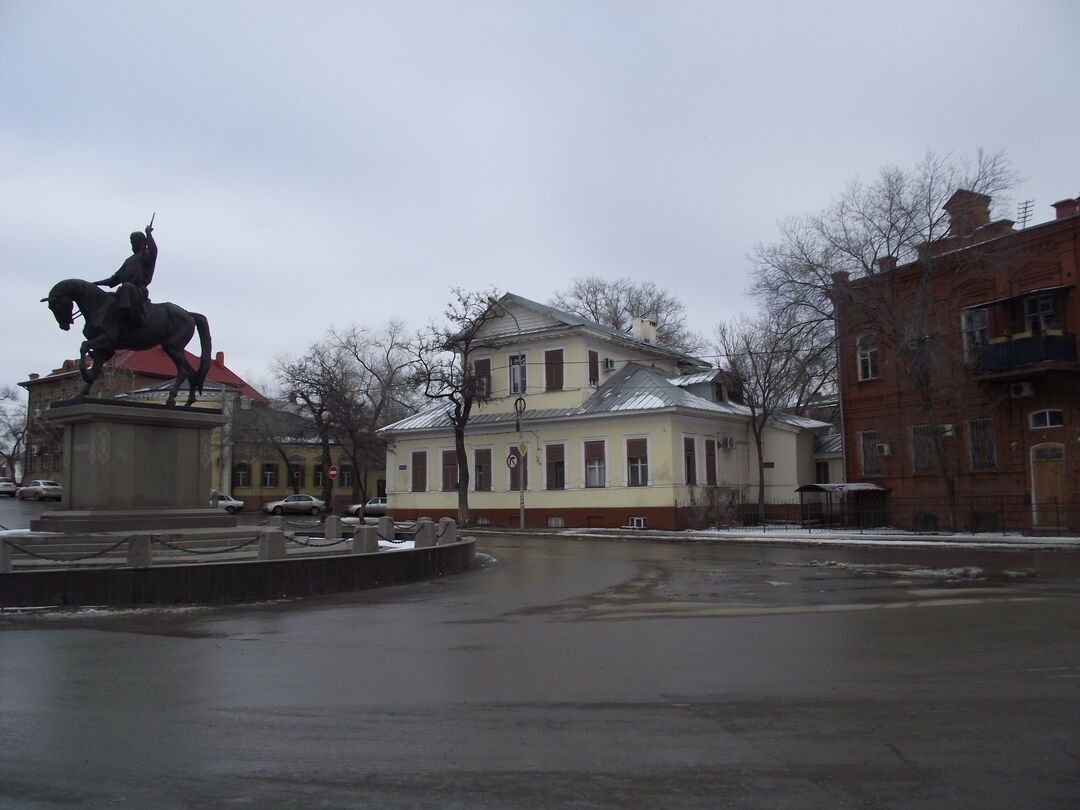 Дом Соломонова, Астраханская область, г. Астрахань, ул.Чалабяна, 2/  ул.Калинина,14