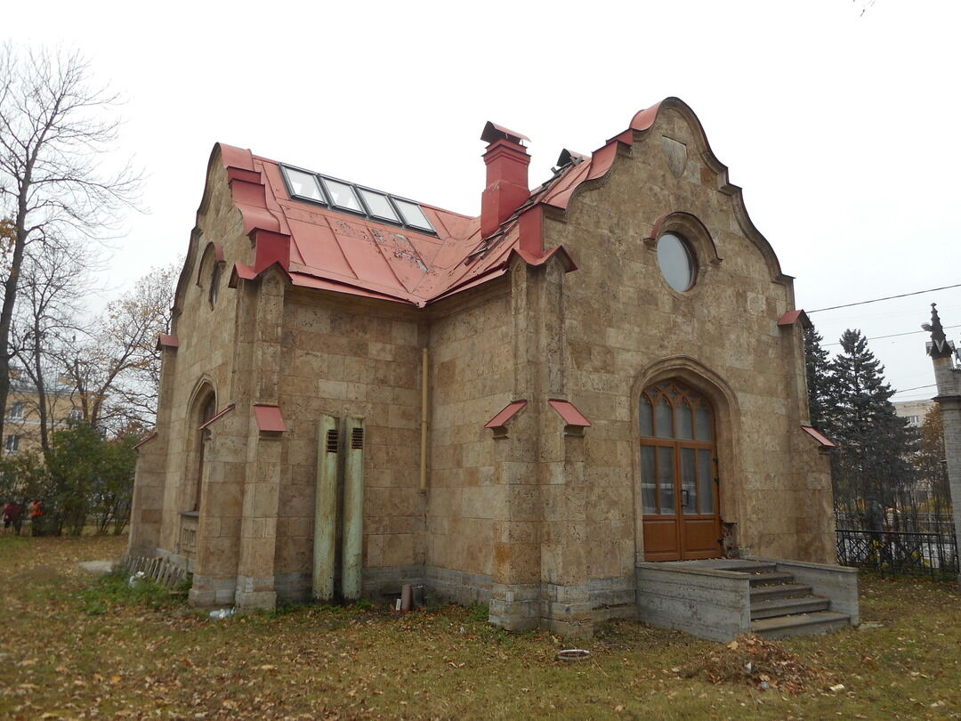 Дом привратника, Санкт-Петербург, Санкт-Петербург, посёлок Стрельна,  Санкт-Петербургское шоссе, дом 78, литера А