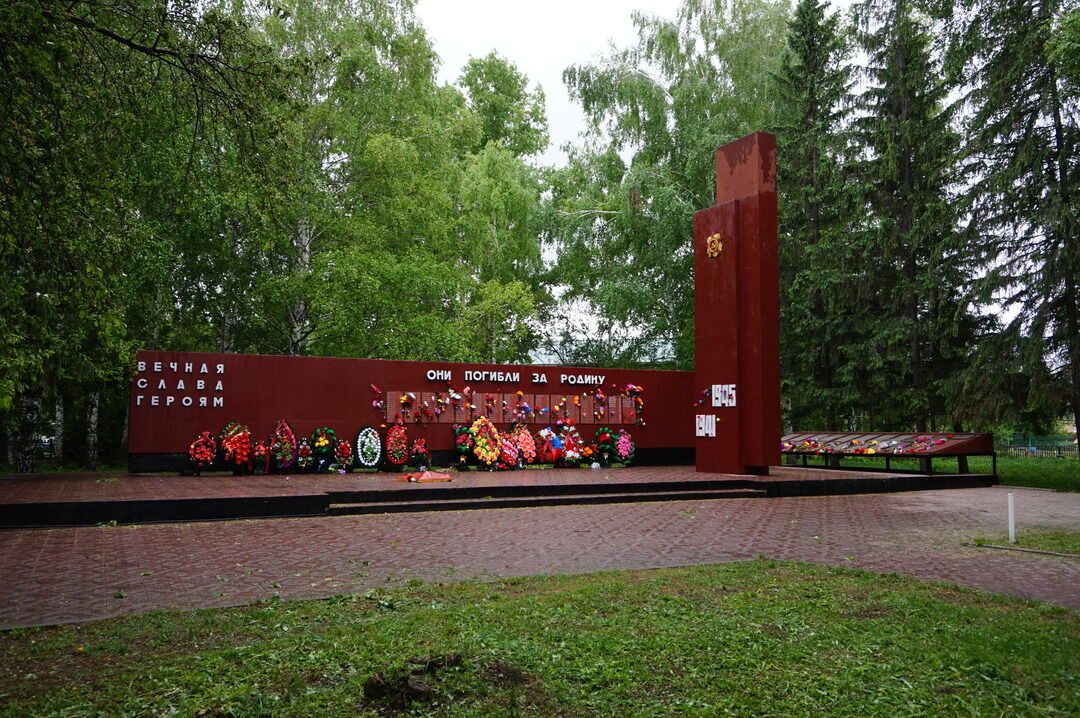 Мемориал воинам. Мемориал «воинам Великой Отечественной войны 1941-1945 гг.». Памятник воинам погибшим в Великой Отечественной войне 1941-1945 в Ржеве. Мемориал памяти погибших в Великой Отечественной 1941-1945. Мемориальный комплекс «воинам землякам 1941-1945 гг» село Терентьевское.