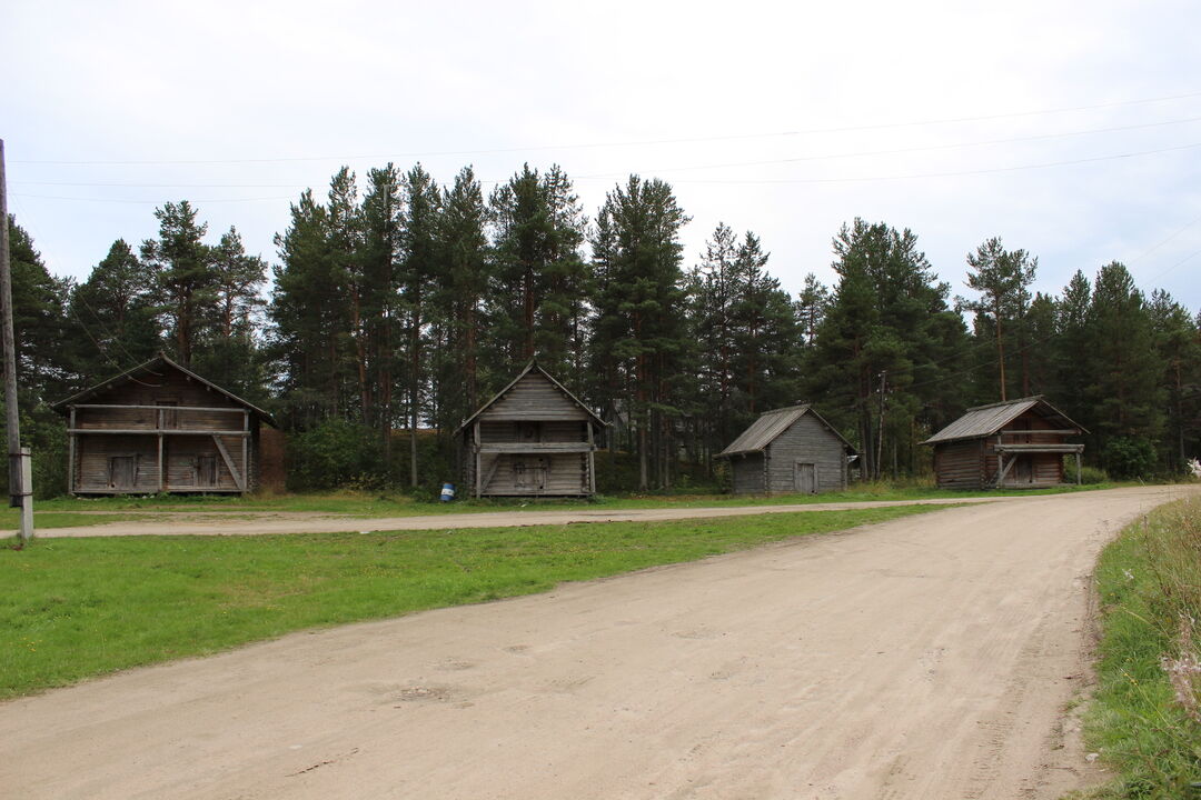 Группа амбаров (3 амбара)