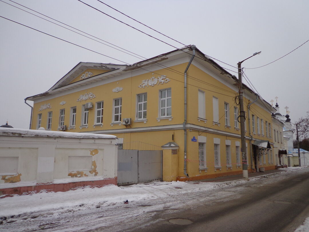 Дом Сухозанет, Калужская область, г. Калуга, ул. Карпова, д. 4