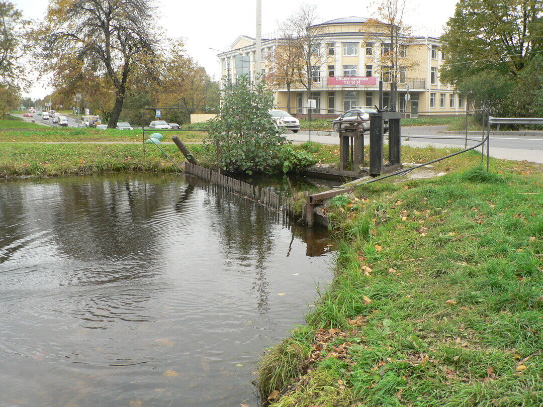 Вододелитель на волге