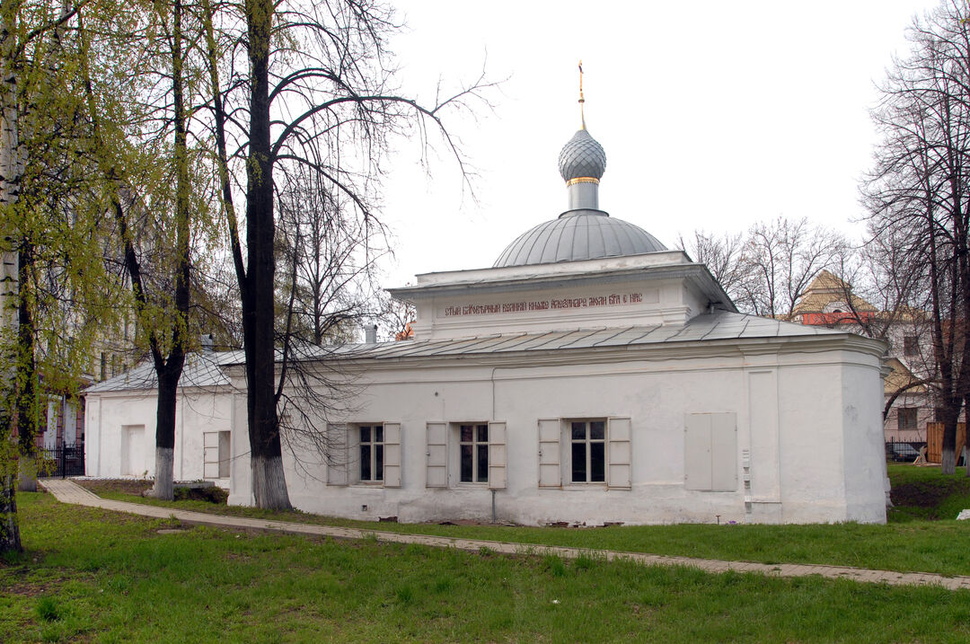 Храм пятница. Храм Параскевы пятницы Ярославль. Храм Параскевы пятницы в Калачной Слободе Ярославль. Пятницкая Церковь Ярославль. Церковь пятницы Калашной Ярославль.