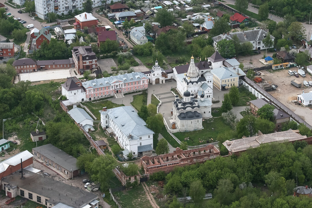 Монастырь введенский владычный фото