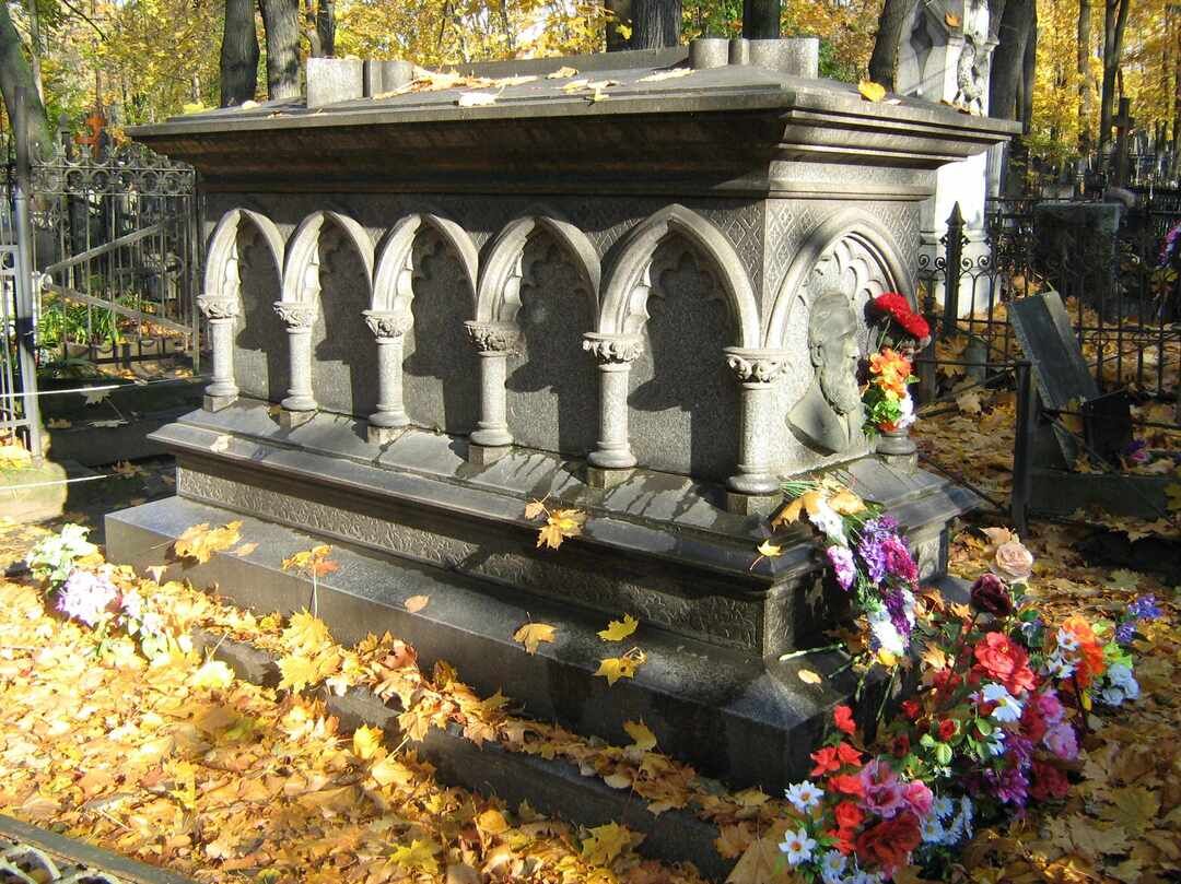 Надгробие на могиле Мак-Гилла Роберта (-1893), конец XIX в.