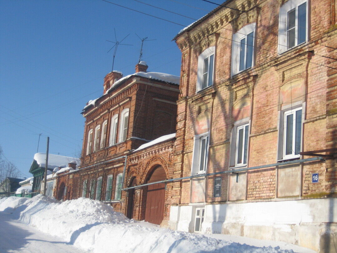 Подслушано богородск нижегородская. Усадьба Солодовникова Богородск. Усадьба Солодовникова Серпухов. Усадьба Солодовниковых Богородск старое. Свердлова 28 Богородск Нижегородская область.