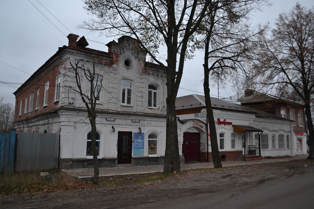 Улицы города семенова. Городская усадьба Чернигиной. Г Семенов Нижегородской области улица Ленина дом 4. Городская усадьба Веденской н.ф Оренбург. Семенов Нижегородская область Матвеева 2.