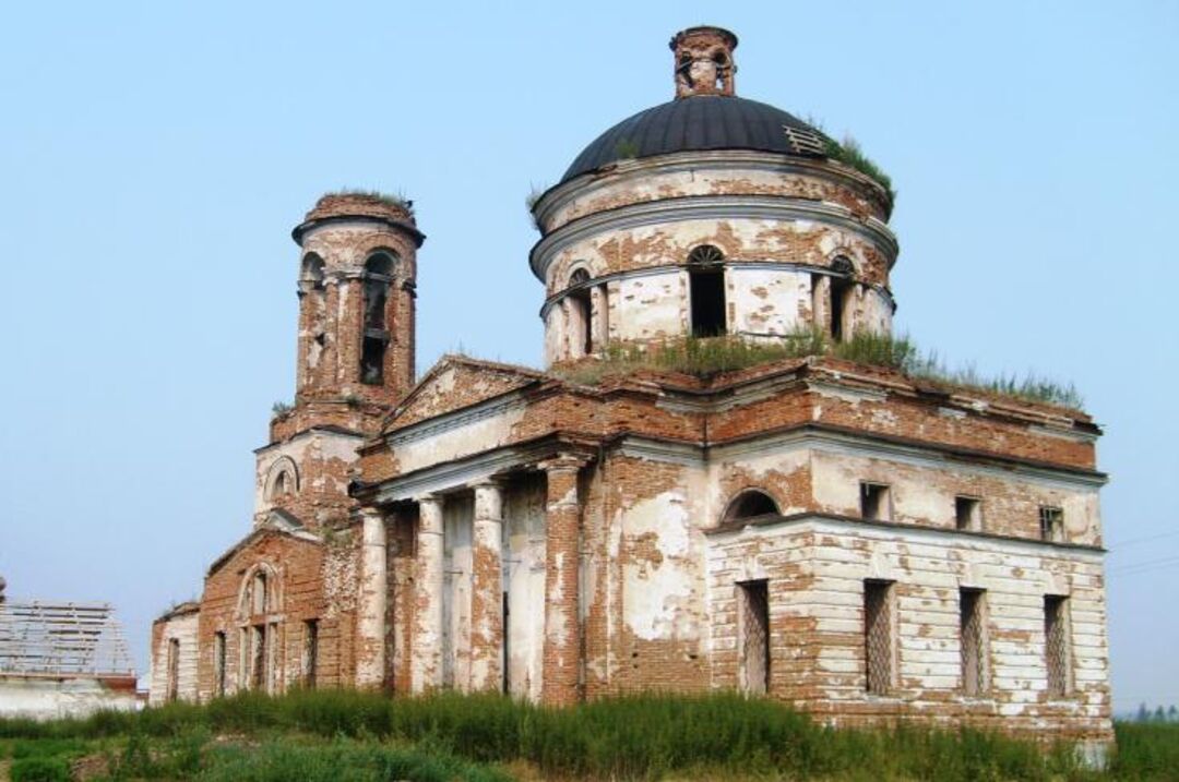 Село калиновское свердловская. Церковь Сретения Господня Никольское. Село Никольское Камышловский район. Село Скатинское Камышловского района храм. Сретенская Церковь Свердловская область.