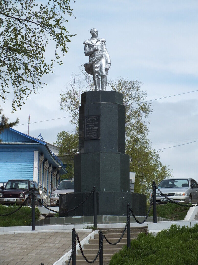 Николаевский пост. Памятники Николаевска на Амуре. Памятник Невельскому г. Николаевск на Амуре. Николаевский пост на Амуре Невельской. Памятник ВНИКОЛАЕВСКЕ на Амуре невелльскому.