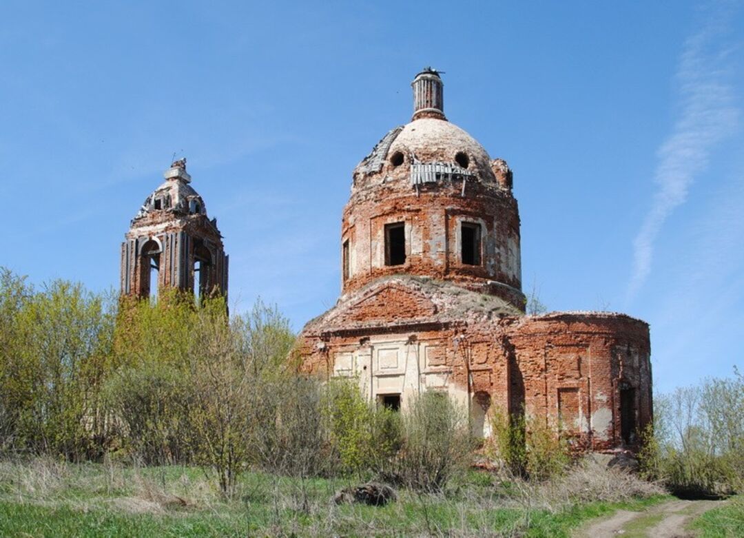 Р н тульской обл. Троицкая Церковь Тульская область Чернский район. Село Троицкое Тульская область Чернский район. Храм Троицы Живоначальной Тульская область. Чернский район храм.