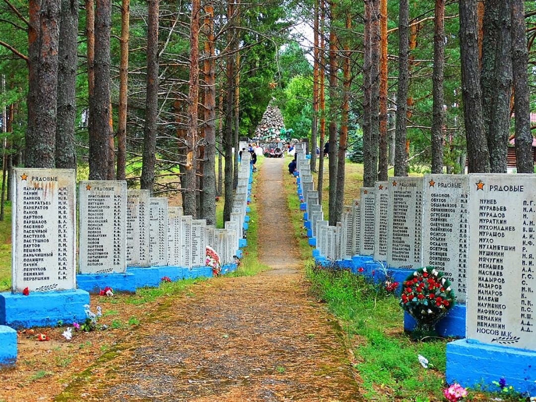 Воинские захоронения фото