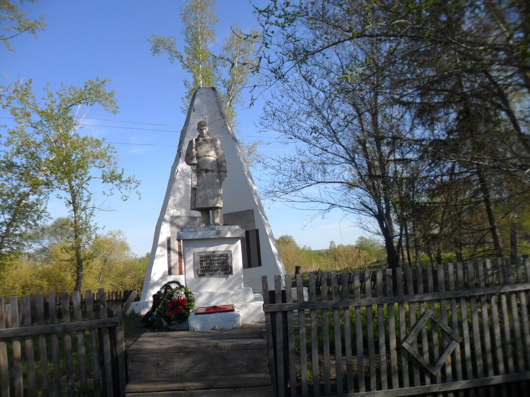 Село советское алтайский. Сетовка Алтайский край Советский район. Село Сетовка советского района Алтайского края. Алтайский край Советский район село советское. Памятник воинам, погибшим в годы ВОВ 1941-1945гг Чебаркуль.